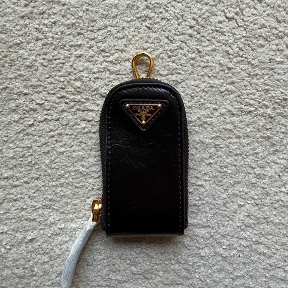 PRADA Milano Black Leather Keychain/Bag Attachment Case Logo Pouch NEW Coin Zip - Picture 1 of 9